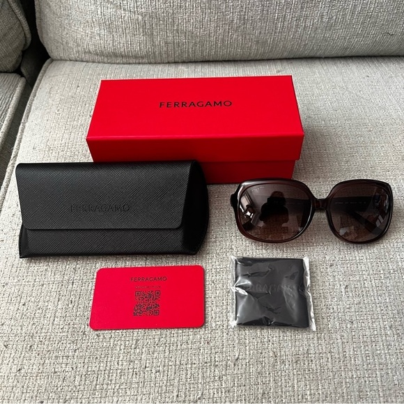 NWB Salvatore Ferragamo Brown Sunglasses Authentic Luxury Elegant Timeless main image 4